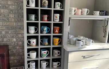 Floor to Ceiling Cubbyhole Mug Storage Unit