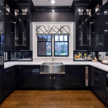 Kitchen Cabinet Refacing